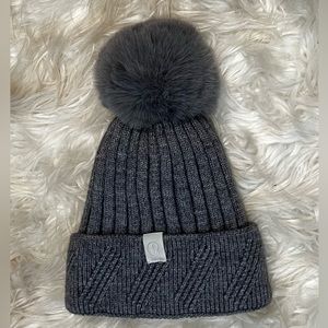 NWOT Lululemon winter hat